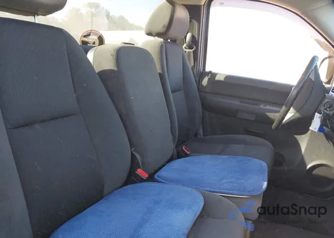 2009 Chevrolet Silverado 1500 Lt from USA, damaged, VIN 1GCEC24009Z197991